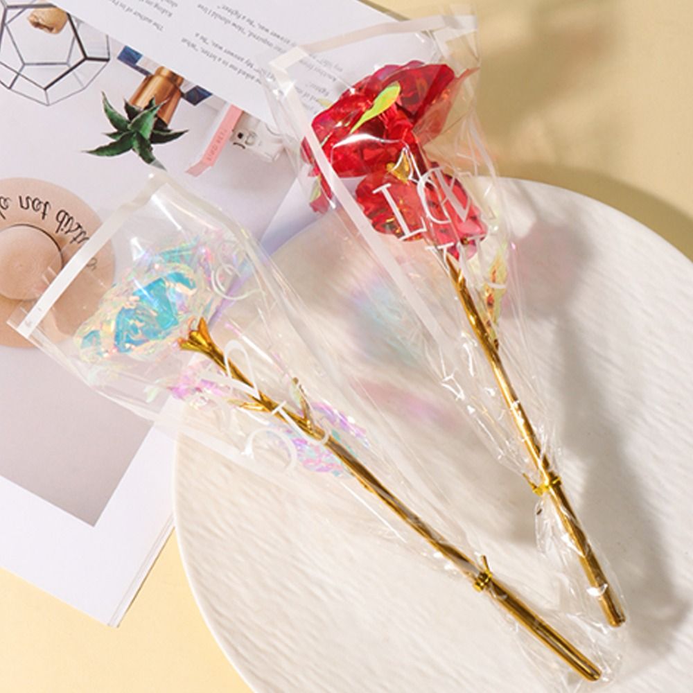 Glowing Gold Foil Rose Flower  - Photography Artificial Lighting recension och pris